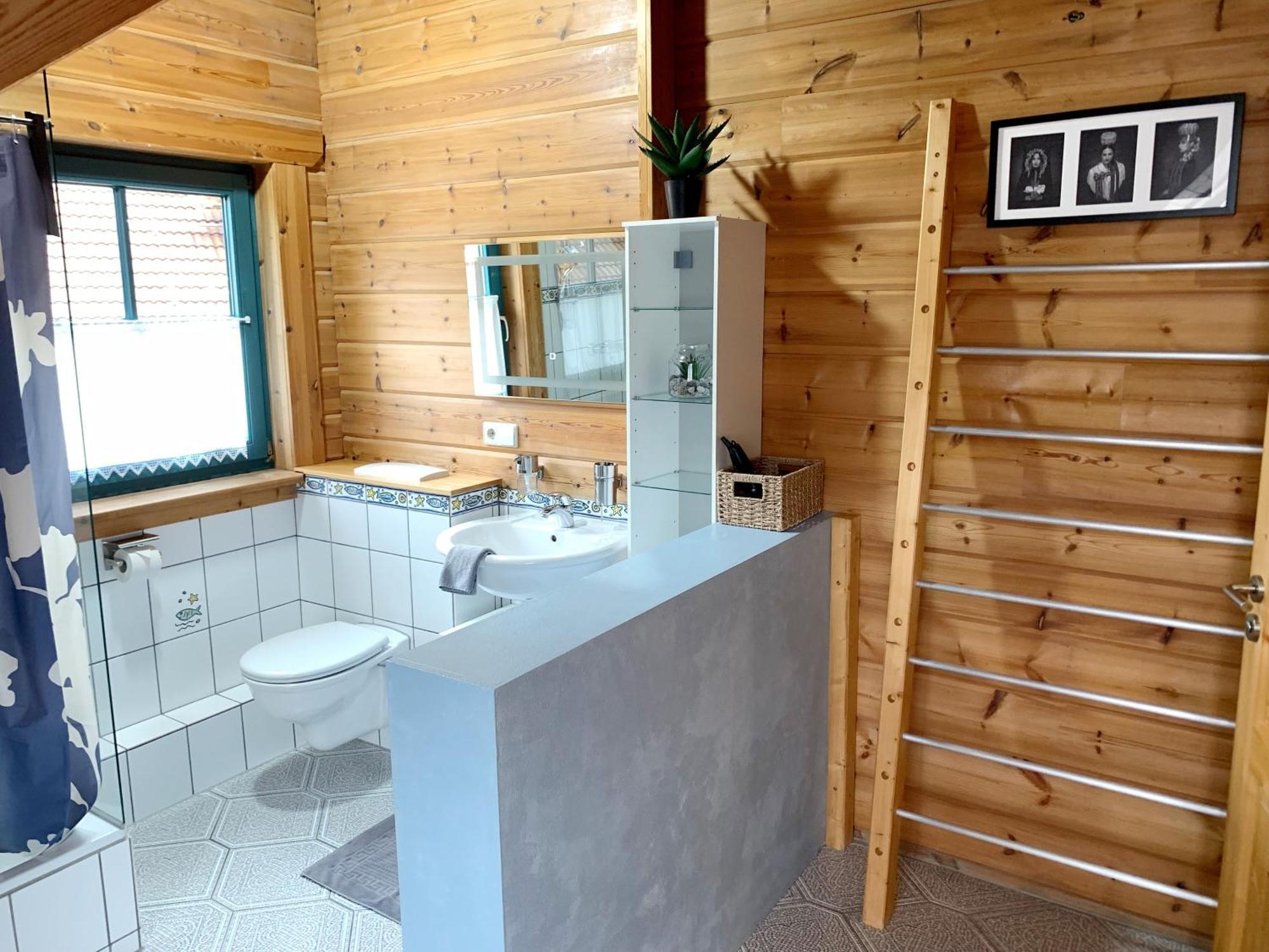 Ferienhaus Schwarzwaldstern, Todtnau, 3 Schlafzimmer Exterior photo